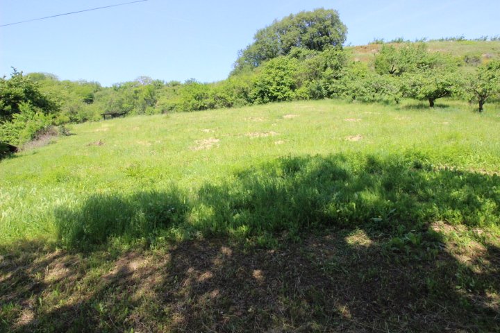 5 MINUTES TAIN L'HERMITAGE Terrain constructible 1161 m2