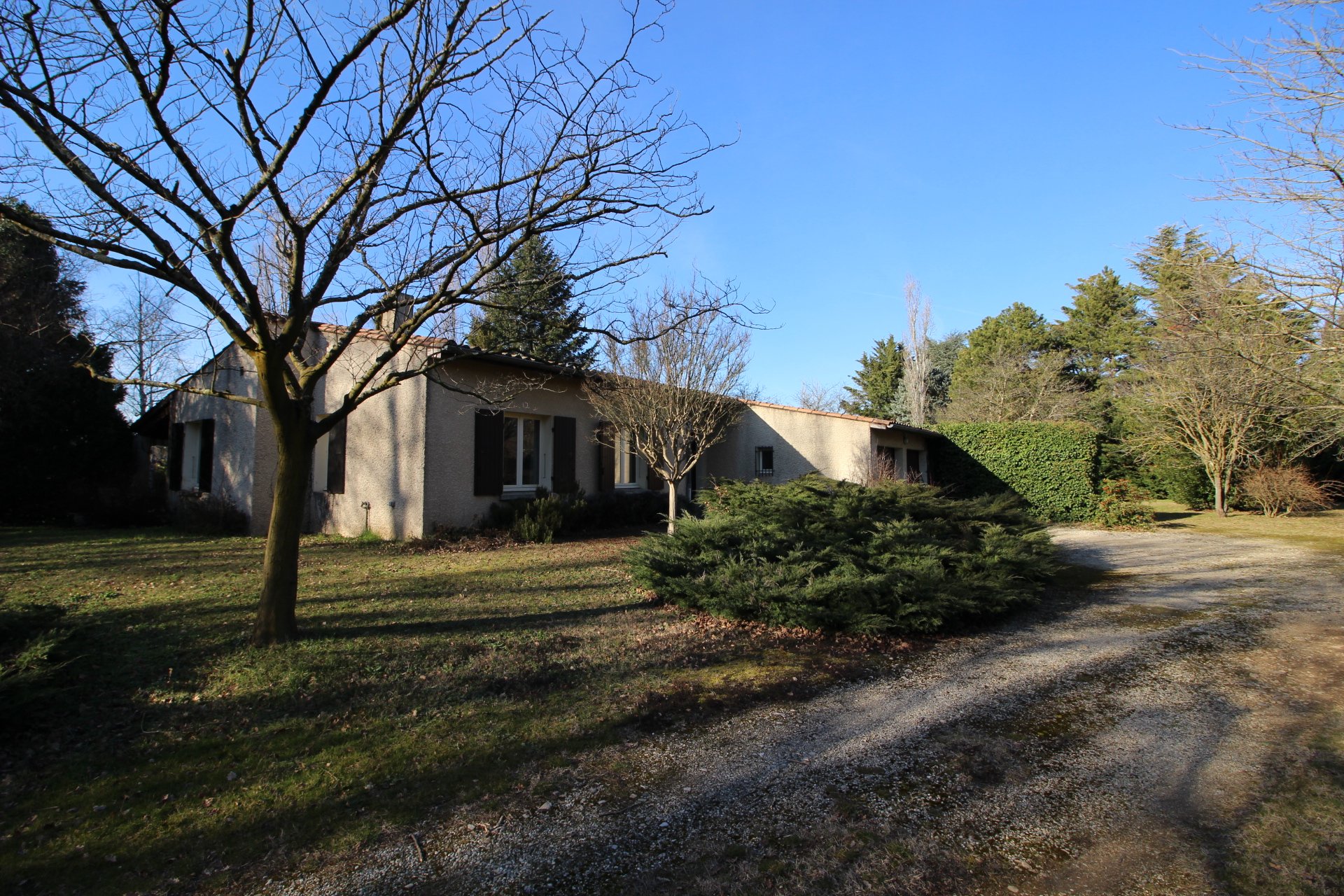 EXCLUSIVITÉ - Villa de plain-pied 157 m2 avec double garage