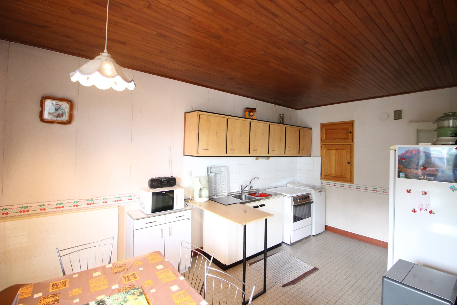 Maison avec 4 chambres possibilité 5 avec extérieur sur VALE