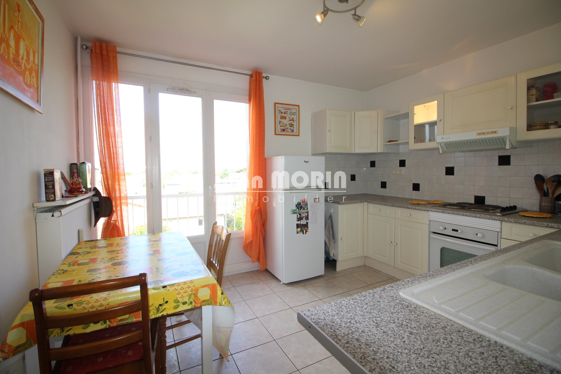 A VENDRE Appartement T4 75 M2 + balcon Bourg les Valence