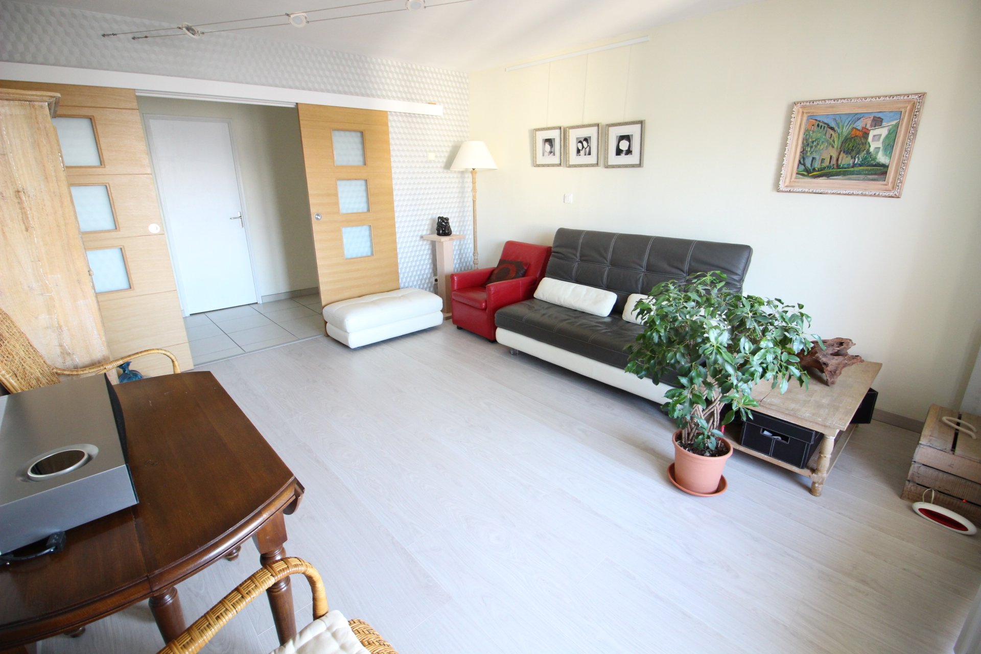 VALENCE, T4 85 M2 + PARKING