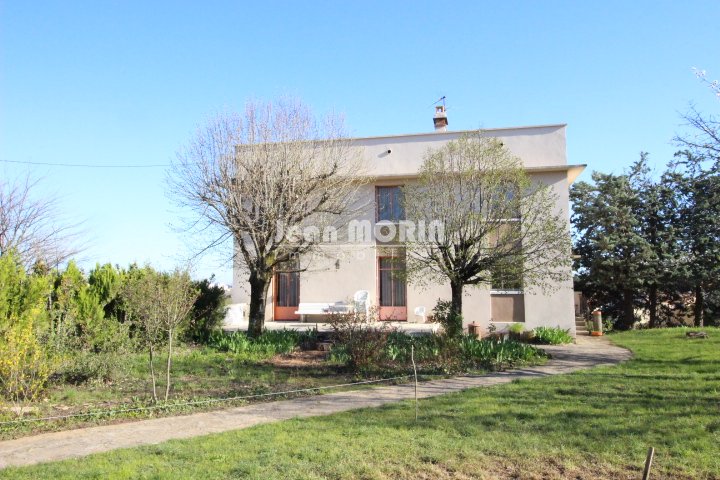 VALENCE - BELLE VILLA D'ARCHITECTE 215 m2 - 7 CHS SUR 120