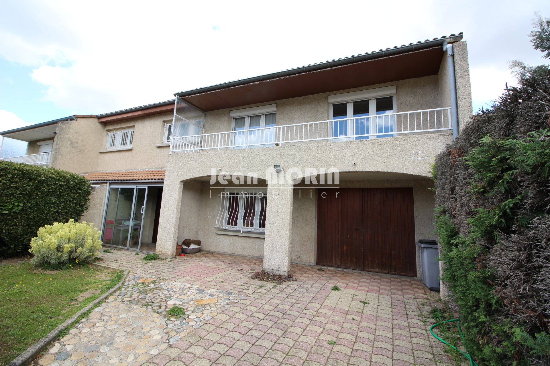 Maison 110 m2, 3 chambres, terrain 300 m2 à Bourg les Valenc