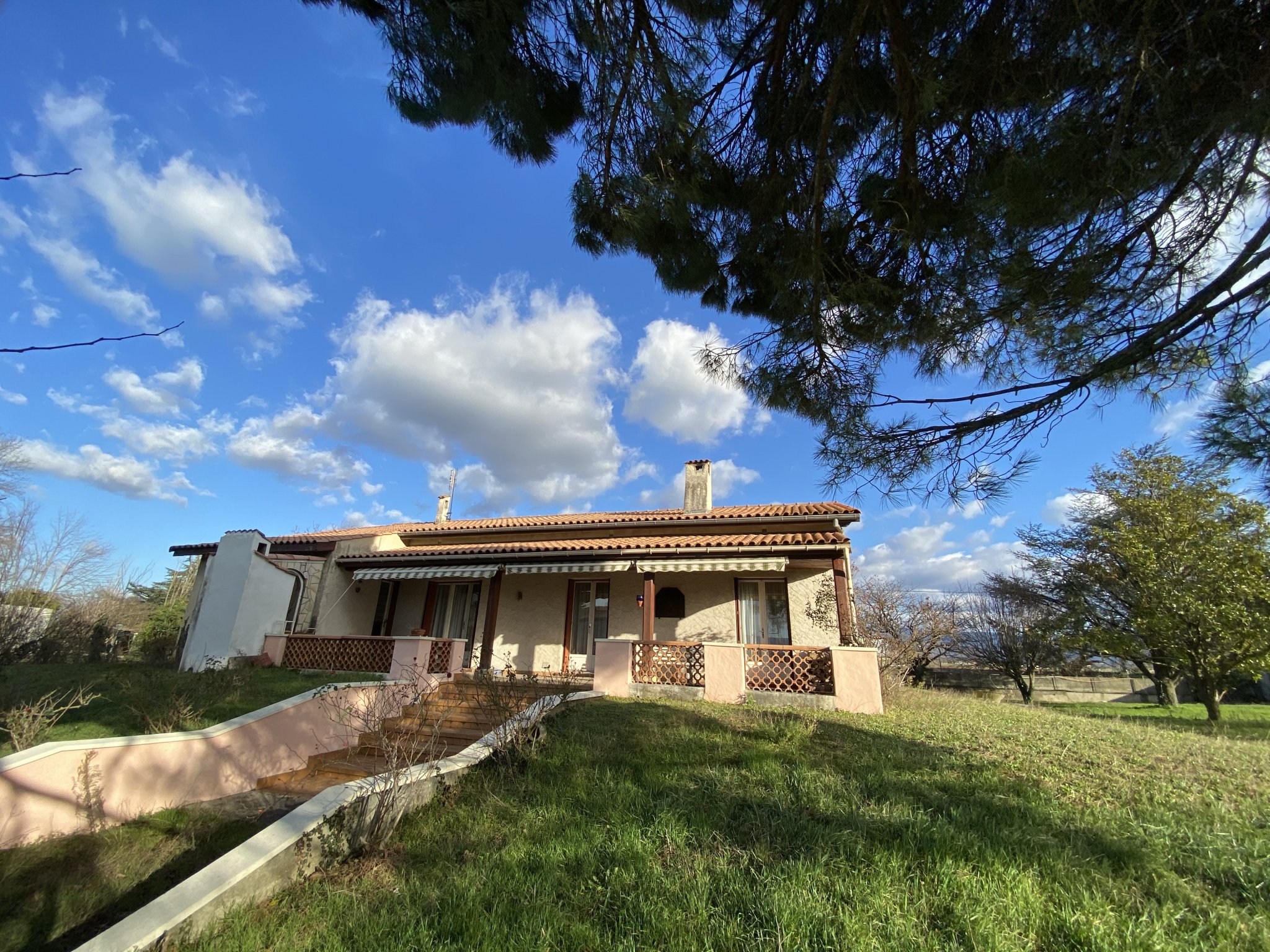 Maison 120 M2 sur 2700 M2 de terrain