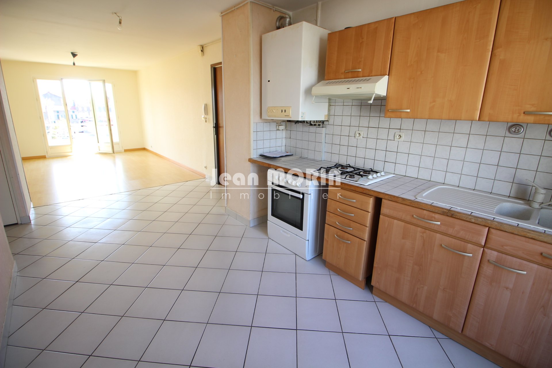 T3, 62 M2, sur Valence